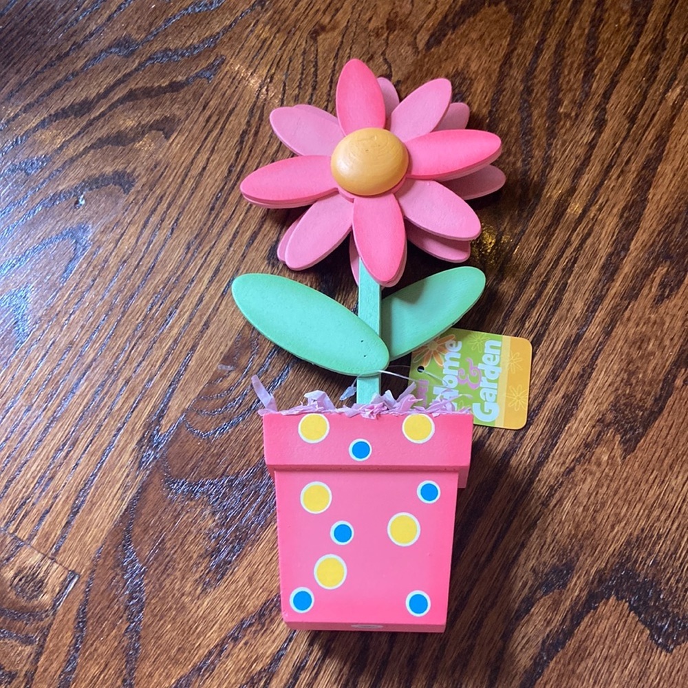 LITTLE SPRING DECOR